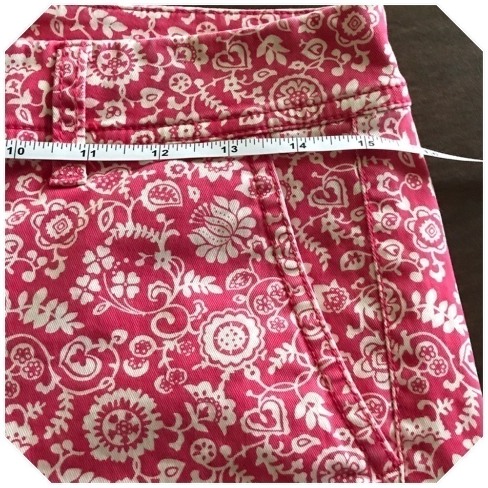 AMERICAN Eager Outfitters Shorts - Picture 3 of 5